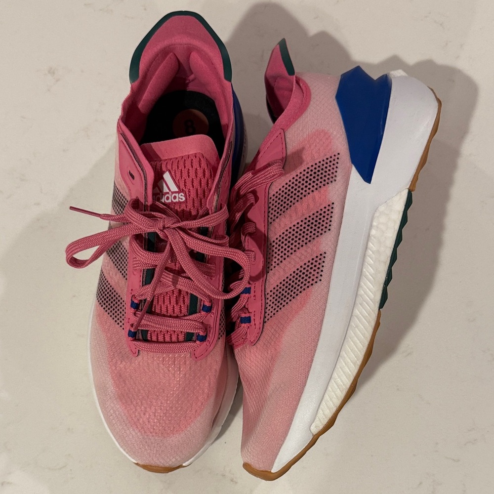 Adidas Avryn Women's Pink Fusion and Blue Running Shoes